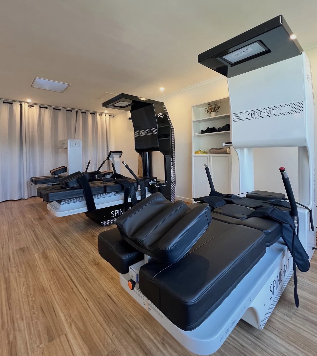 Spinal decompression